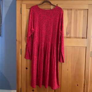 Cute little red dress or tunic with leggings.